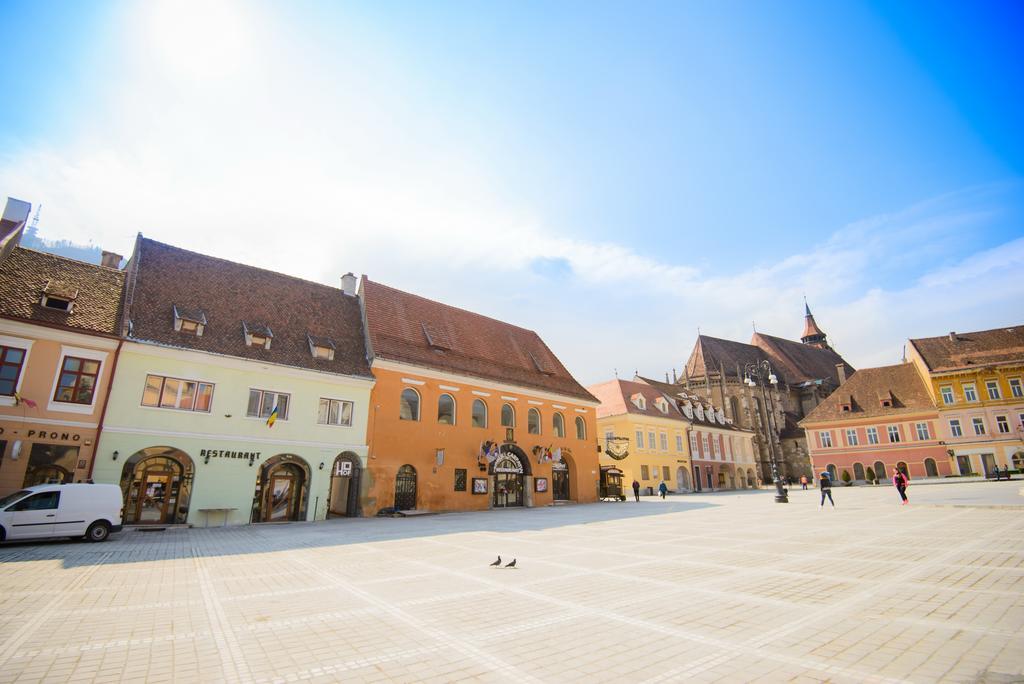 Piata Sfatului Pensiune *